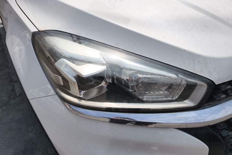 Used Chery Tiggo 8 2018 1.5 TCI Automatic Luxury 7-Seater Right Front Headlight