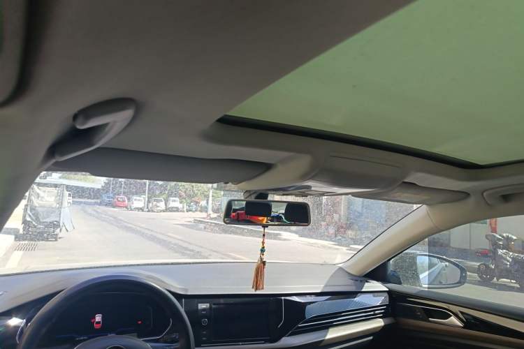 Used Volkswagen Passat 2019 330TSI Luxury Edition China VI Standard