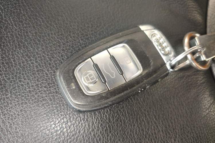 Used Audi Q5 2012 2.0TFSI Trendy Edition
