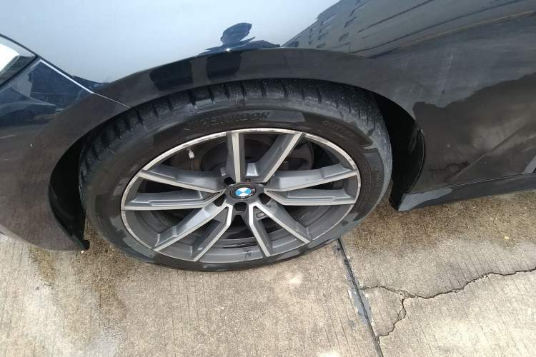 Used BMW 3 Series 2021 320Li M Sport Package Left Front Wheel Hub