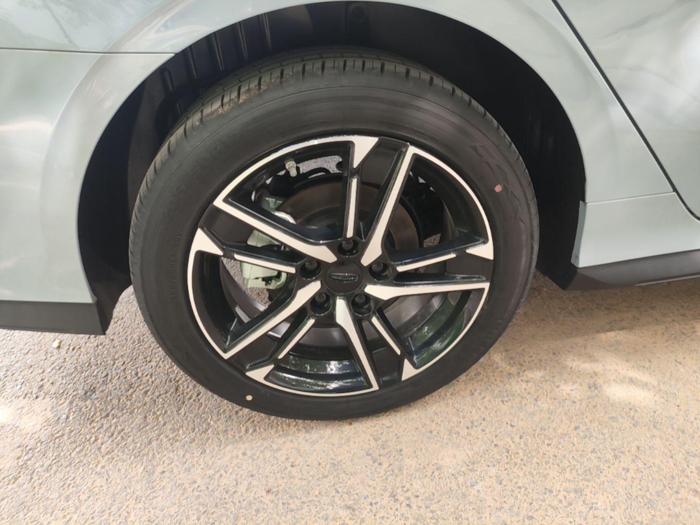Geely Auto Binray 2024 Binrui COOL 1.5T DCT Longteng Edition — снимка 11