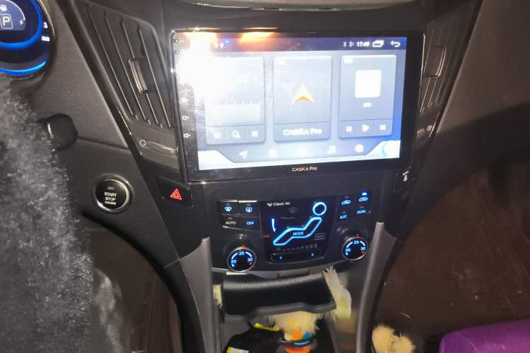 Used Hyundai Sonata 2011 2.0L Automatic Luxury Edition
