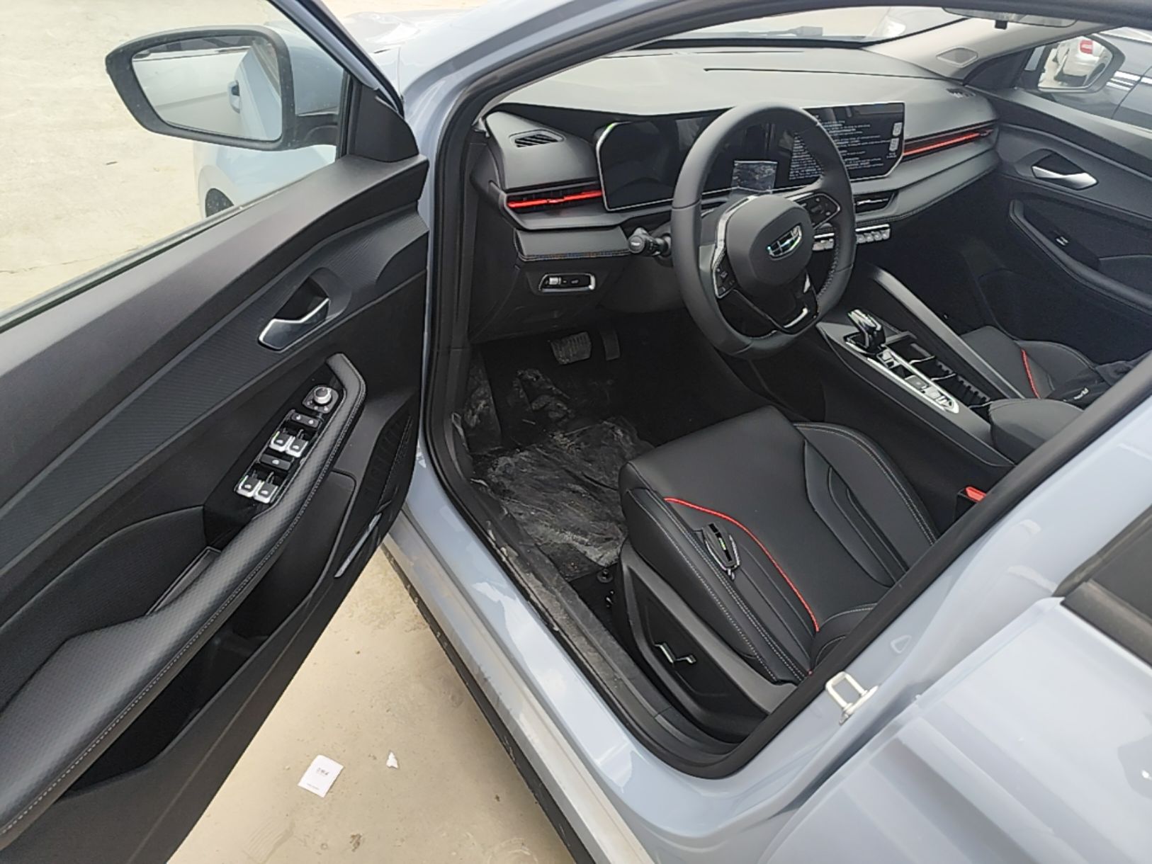Geely Auto Binray 2024 Binrui COOL 1.5T DCT Longteng Edition — снимка 18