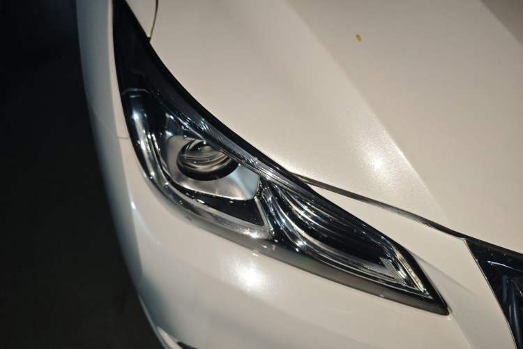 Used CHANGAN Raeton CC 2018 1.5T Automatic Elegant Starry Edition China V Standard
