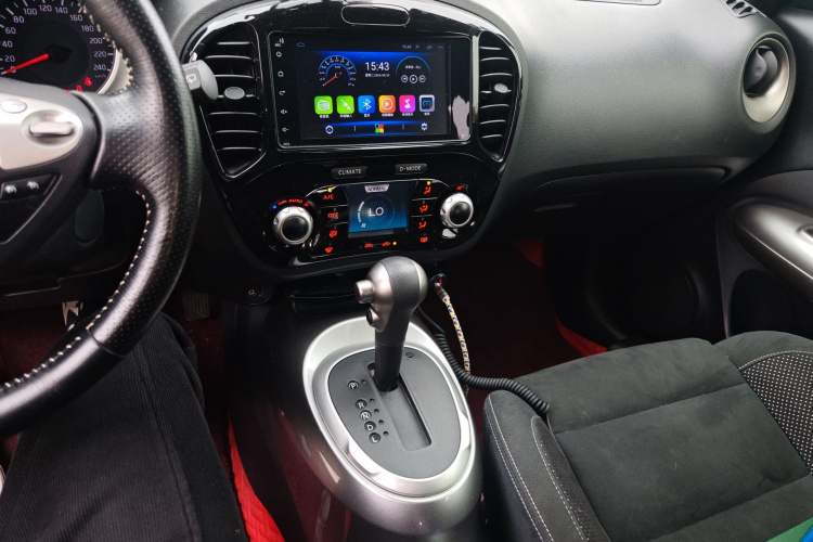 Used Infiniti ESQ 2014 1.6L Spontaneous Edition Audio And AC Panel