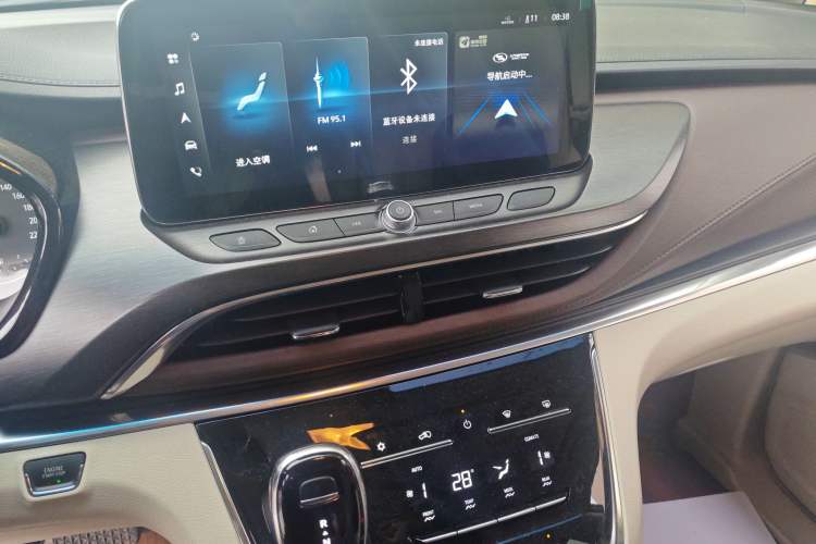 Used Buick GL8 2021 Land Cruiser Executive Class 652T Luxury Model