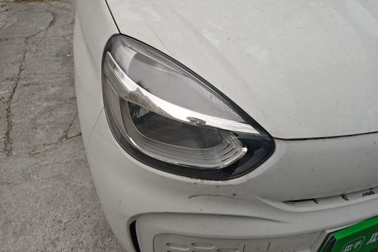 Used Roewe Clever 2022 311km QiQi BoBo Edition Right Front Headlight