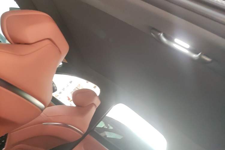 Used Deepal S07 2023 200Max Range-Extended Version
