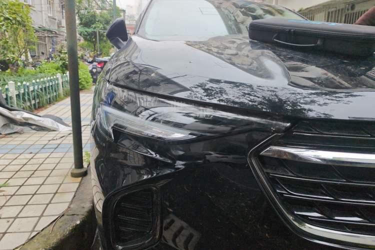 Used Buick Envision 2023 Encore S GS Four-Wheel Drive Sport Model Right Front Headlight