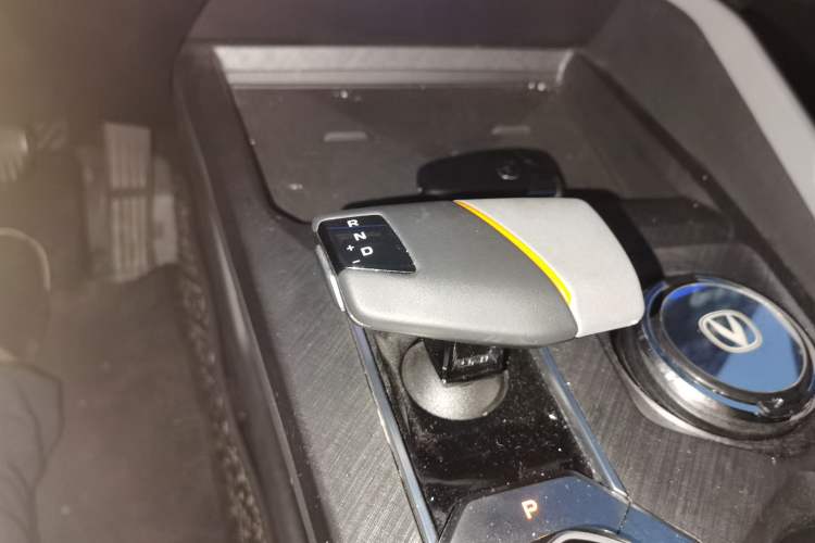 Used CHANGAN UNI-V 2022 1.5T Prestige Version
