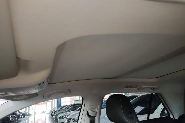 Used Volkswagen T-ROC 2022 280TSI DSG Two-Wheel Drive Elite PLUS