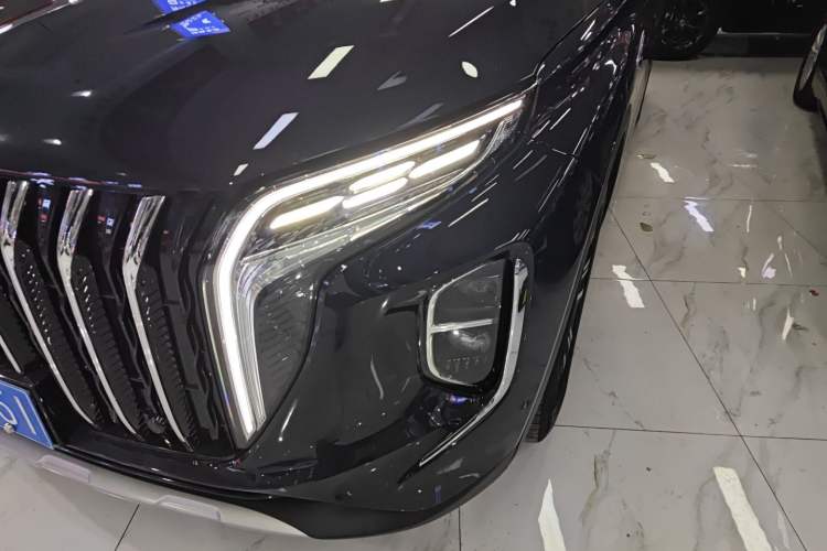 Used Hongqi HS7 2023 2.0T Automatic All-Wheel-Drive Flagship Edition Six Seats