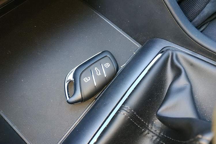 Used Roewe i5 2023 1.5L Manual Comfort Edition