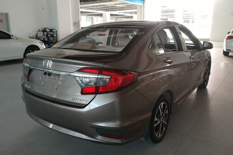 Used Honda Greiz 2016 1.5L CVT Classic Edition