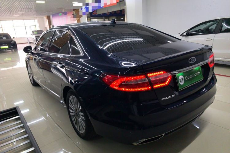 Used Ford Taurus 2017 EcoBoost 245 Luxury Model
