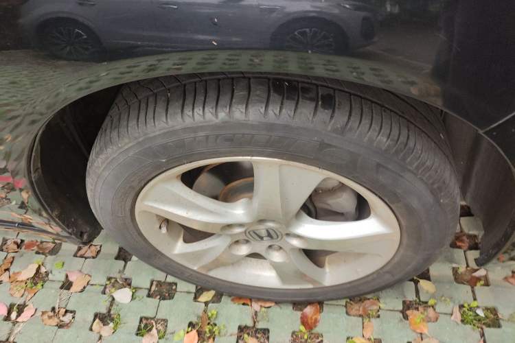 Used Honda Spirior 2009 2.4L Luxury Edition Right Front Wheel Hub