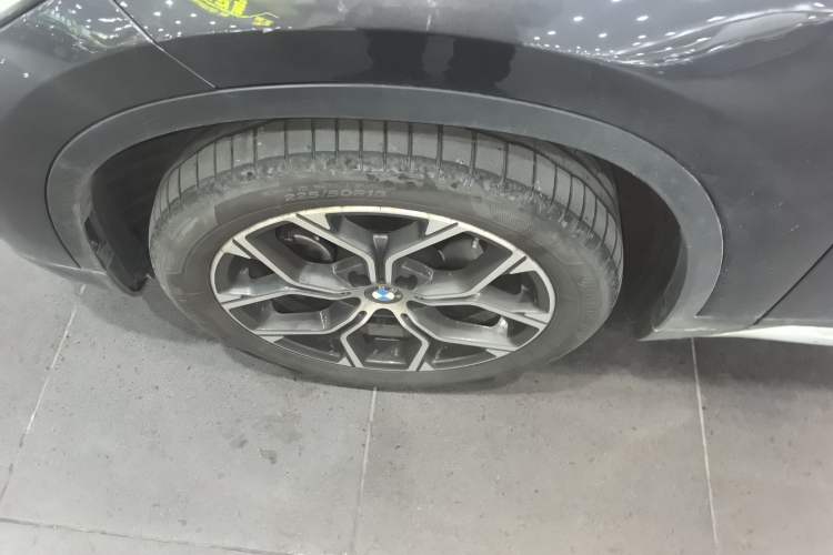 Used BMW X1 2021 sDrive20Li Premium Edition Left Front Wheel Hub