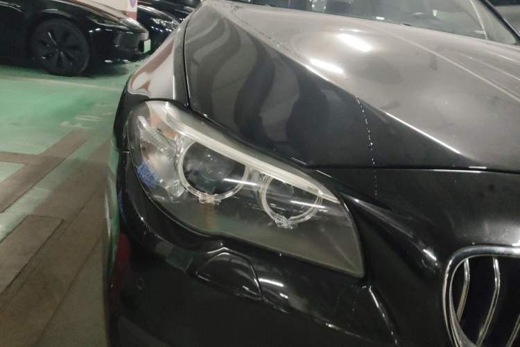 Used BMW 5 Series 2014 525Li Leading Model
