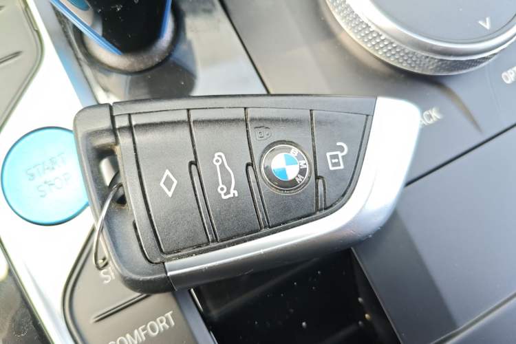 Used BMW iX3 2022 Leading Type Vehicle Key