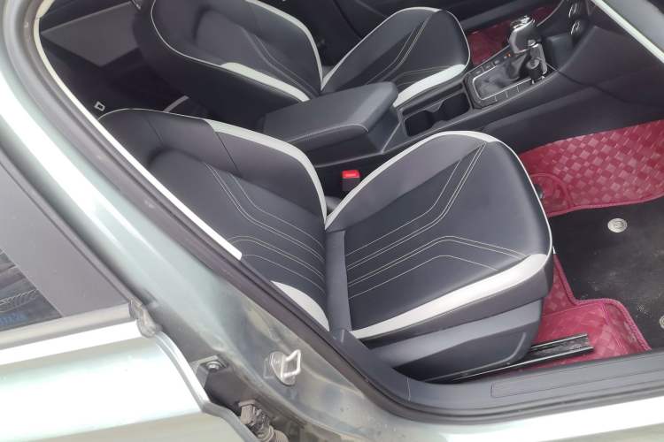 Used Jetta VA7 2025 1.4T First-Come First-Served Edition Right Front Seat