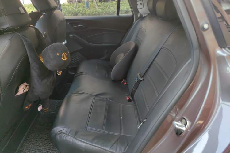 Used MG 5 2022 180 DVVT CVT Youth Luxury Edition
