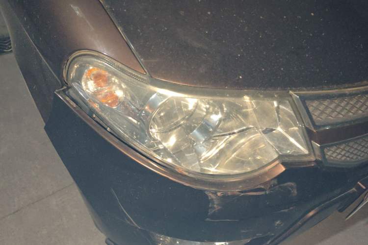 Used Wuling Hongguang 2018 1.5L Classic S Standard Model Right Front Headlight