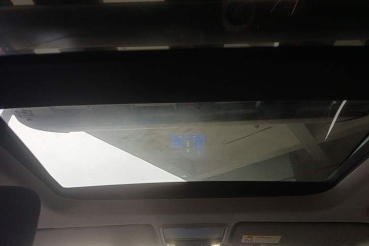 Used Honda CR-V 2017 Hybrid 2.0L Pure Speed Edition Headliner