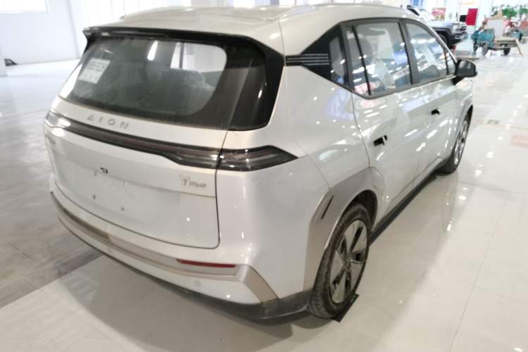 Used AION Y 2023 Younger
