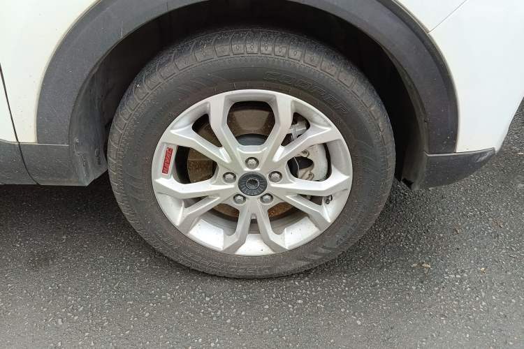 Used Haval H2s 2018 Red-Label 1.5T Dual-Clutch Elite Model Right Front Wheel Hub