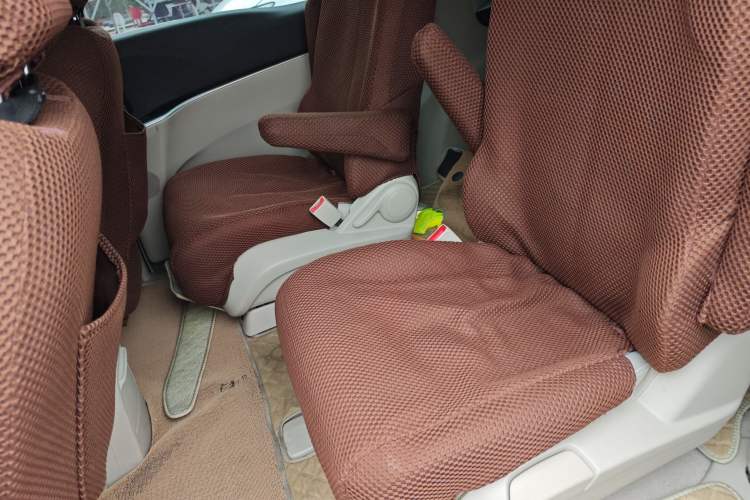 Used Buick GL8 2022 Land Cruiser Executive Class 652T Comfort Model Left Rear Seat