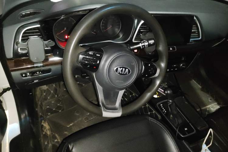 Used Kia K4 2014 1.8L Automatic GLS