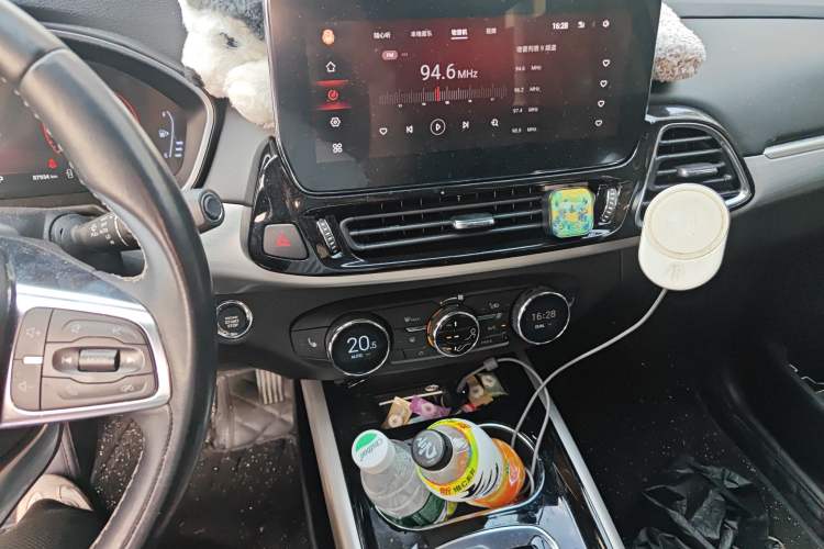 Used EXEED Lingyun 2020 1.6T Two-Wheel Drive Star Edition