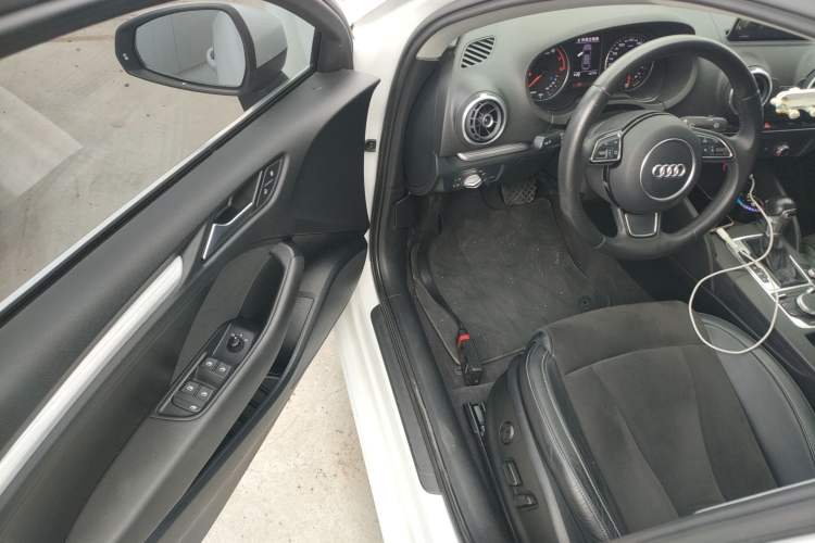 Used Audi A3 2016 Limousine 35 TFSI Prestige Edition