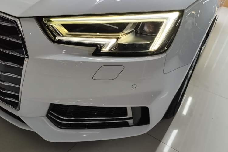 Used Audi A4L 2019 40 TFSI Ambition China VI Left Front Headlight