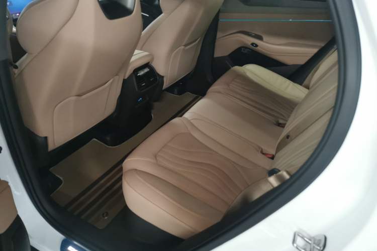 Used Denza N7 2023 with Ultra-Long Range
