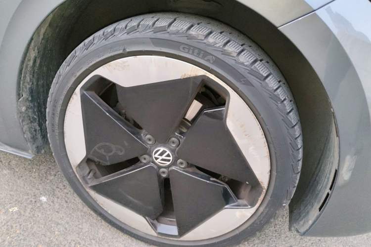 Used Volkswagen ID.3 2023 Pure Smart Edition Right Front Wheel Hub