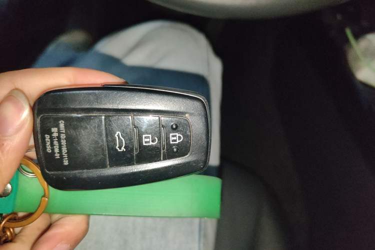 Used Toyota Camry 2021 2.0G Luxury Edition