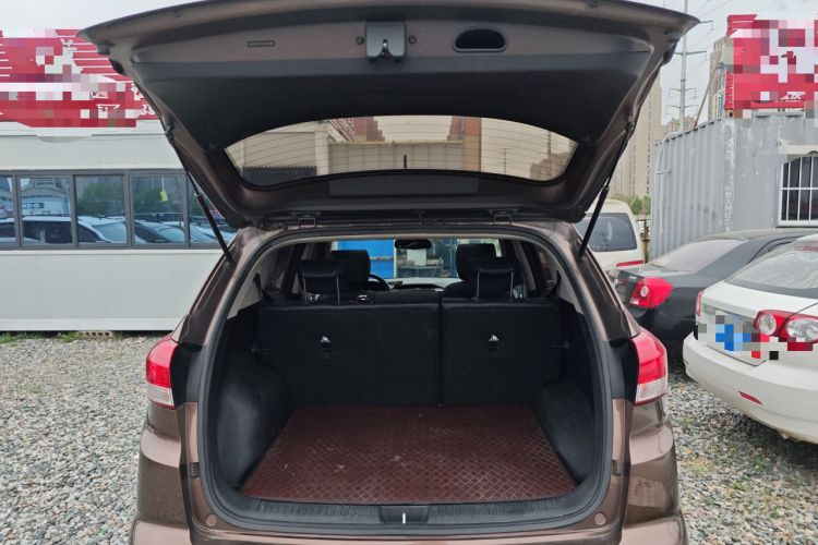 Used Hyundai ix25 2017 1.6L Automatic Smart Version Trunk