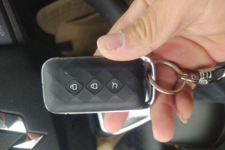 Used Wuling Asta 2022 2.0L DHT Electric-Speed Version