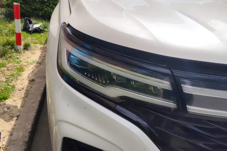 Used Roewe RX5 MAX 2021 Supreme Series 400TGI Automatic Smart Cabin Prestige Edition