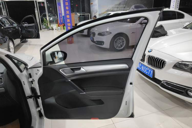 Used Volkswagen Golf 2018 230TSI Automatic Comfort Model