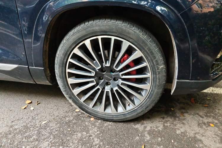 Used JETOUR X95 2020 1.6T DCT Exploration Pro Edition 7 Seats Right Front Wheel Hub