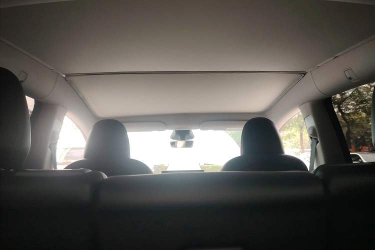 Used Tesla Model Y 2024 Long-Range All-Wheel-Drive Version