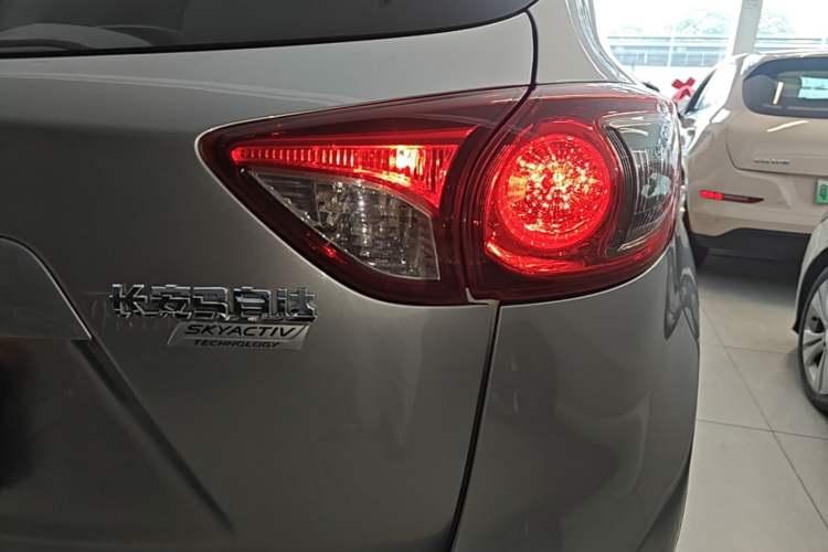Used Mazda CX-5 2013 2.5L Automatic 4x4 Luxury Version
