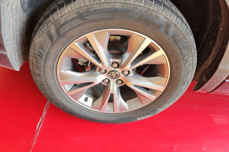 Used Toyota Highlander 2017 2.0T Two-Wheel Drive Elite Version 7 Seats Exterior 5