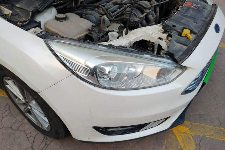 Used Ford Focus 2015 Sedan 1.6L Automatic Trend Model
