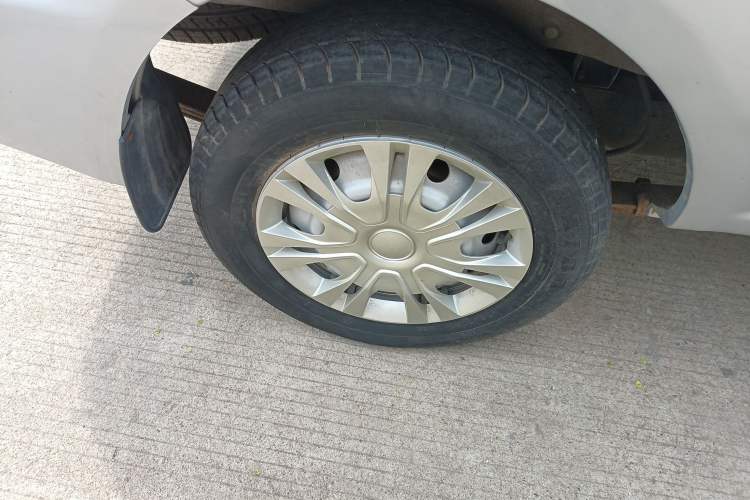 Used Jinbei Hiace X30 2021 1.5L Wealthy Van China VI Standard SWC15M Exterior 5