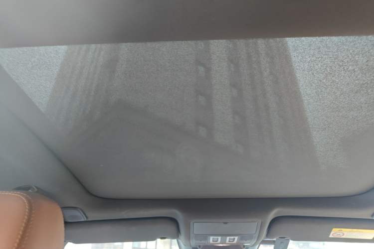 Used Jaguar XFL 2021 XFL 2.0T P250 All-Wheel-Drive Shimmering Black Sport Edition
