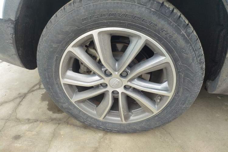 Used Geely Auto Emgrand X7 Sport 2018 1.8TD Automatic Two-Wheel Drive Smart Connect 4G Internet Edition