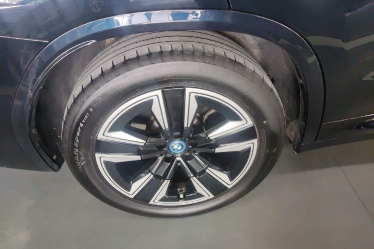 Used BMW iX3 2023 Leading Model Right Rear Wheel Hub